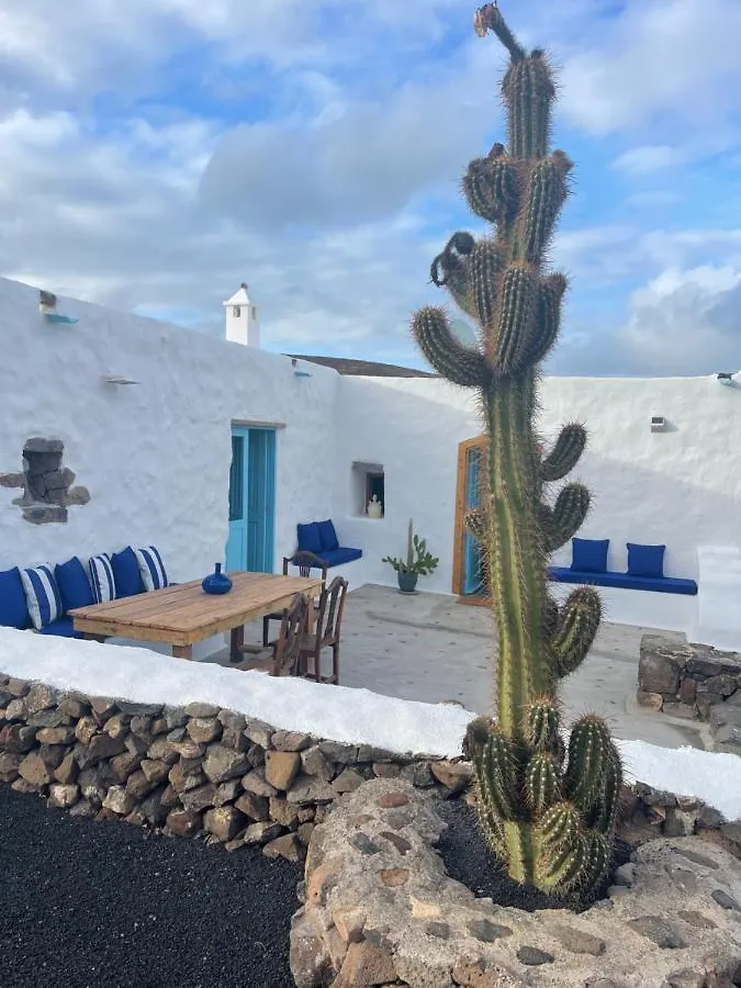 Сasa de vacaciones Finca Petite Vineyard Villa Tabayesco